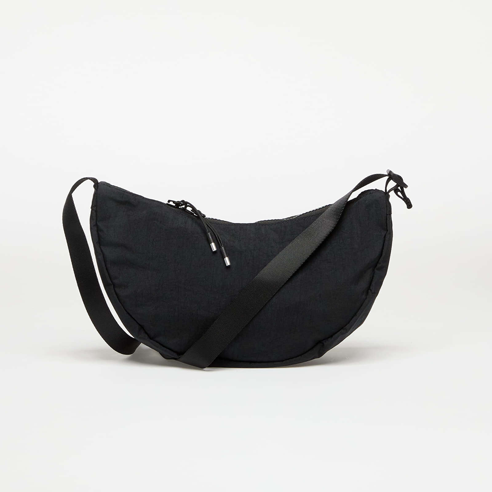 Torby przez ramię Nike Aura Crescent Crossbody Bag 4L Black/ Black/ Matte Silver