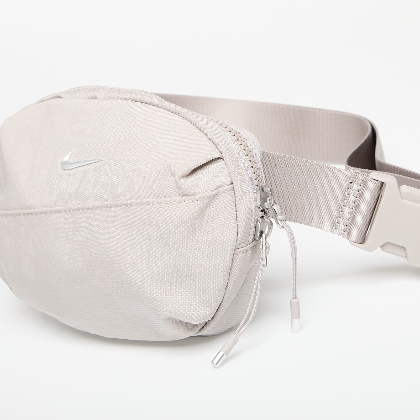 Tašky přes rameno Nike Aura Crossbody Bag 2L College Grey/ College Grey/ Matte Silver