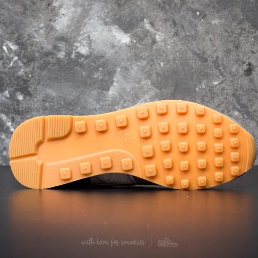 Nike internationalist gunsmoke orange store