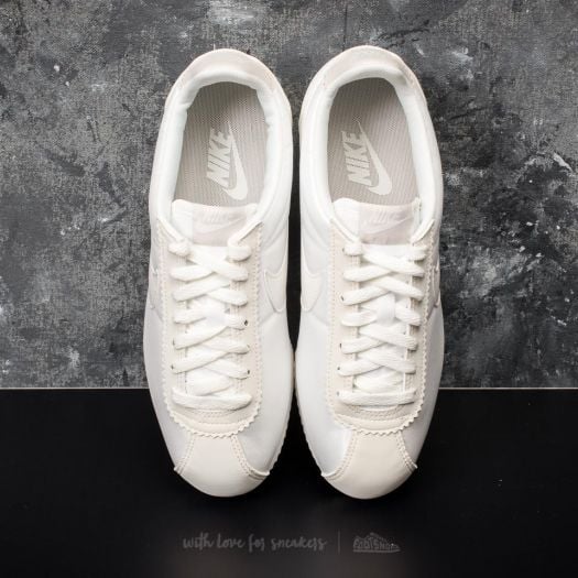 Women s shoes Nike Wmns Classic Cortez Nylon Ivory Ivory Light Bone Footshop