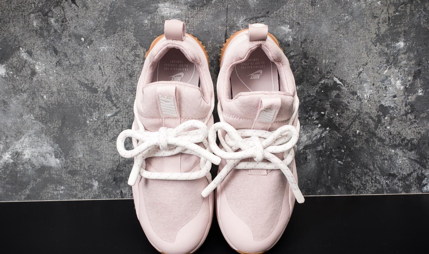 Nike city loop particle rose hotsell
