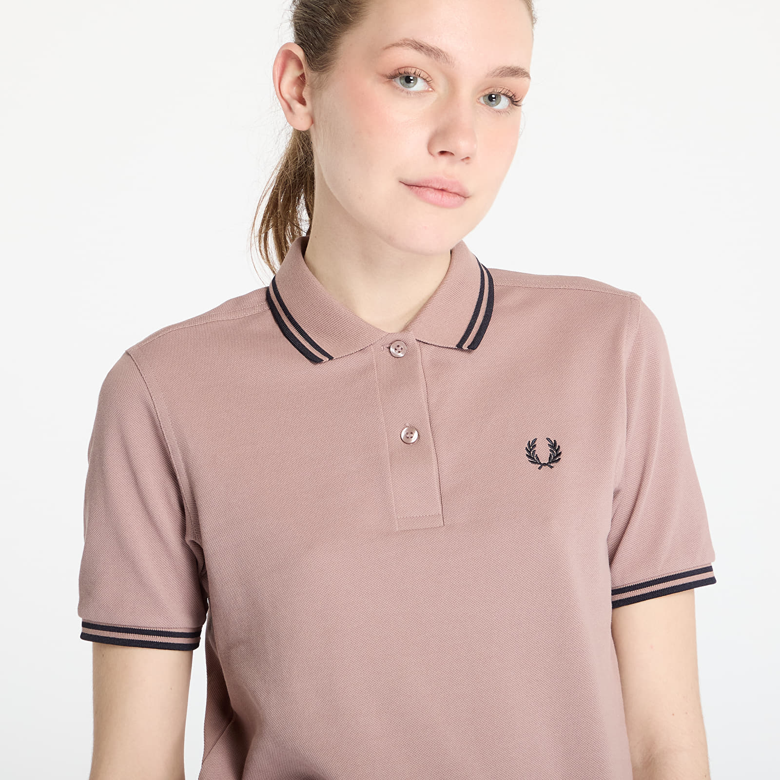 Trička FRED PERRY Twin Tipped Shirt Dark Pink/ Navy