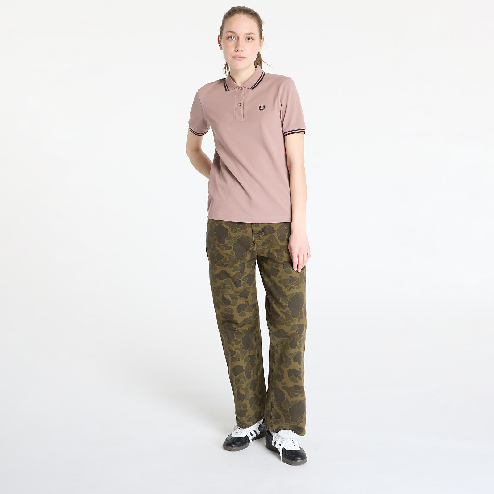 Trička FRED PERRY Twin Tipped Shirt Dark Pink/ Navy