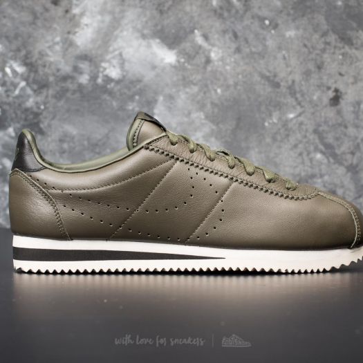 Men s shoes Nike Classic Cortez Leather Premium Cargo Khaki Cargo Khaki Black Footshop