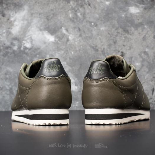 Nike cortez khaki mens outlet