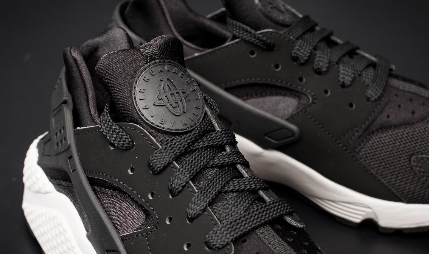 Men s shoes Nike Air Huarache Black Black Pure Platinum Footshop