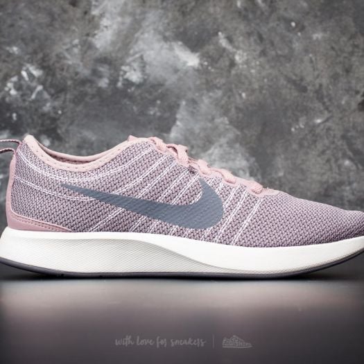 Nike Wmns Dualtone Racer