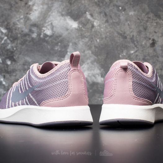 Nike Wmns Dualtone Racer