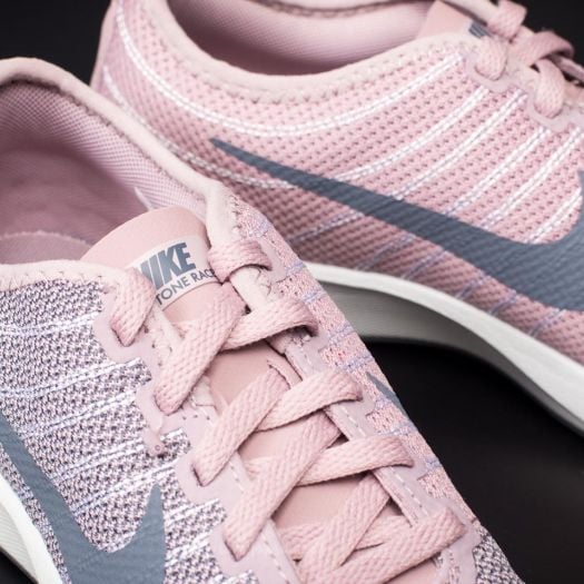 Nike wmns dualtone racer shop