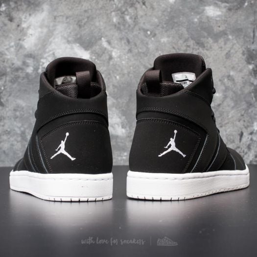 Jordan flight 2025 legend release date