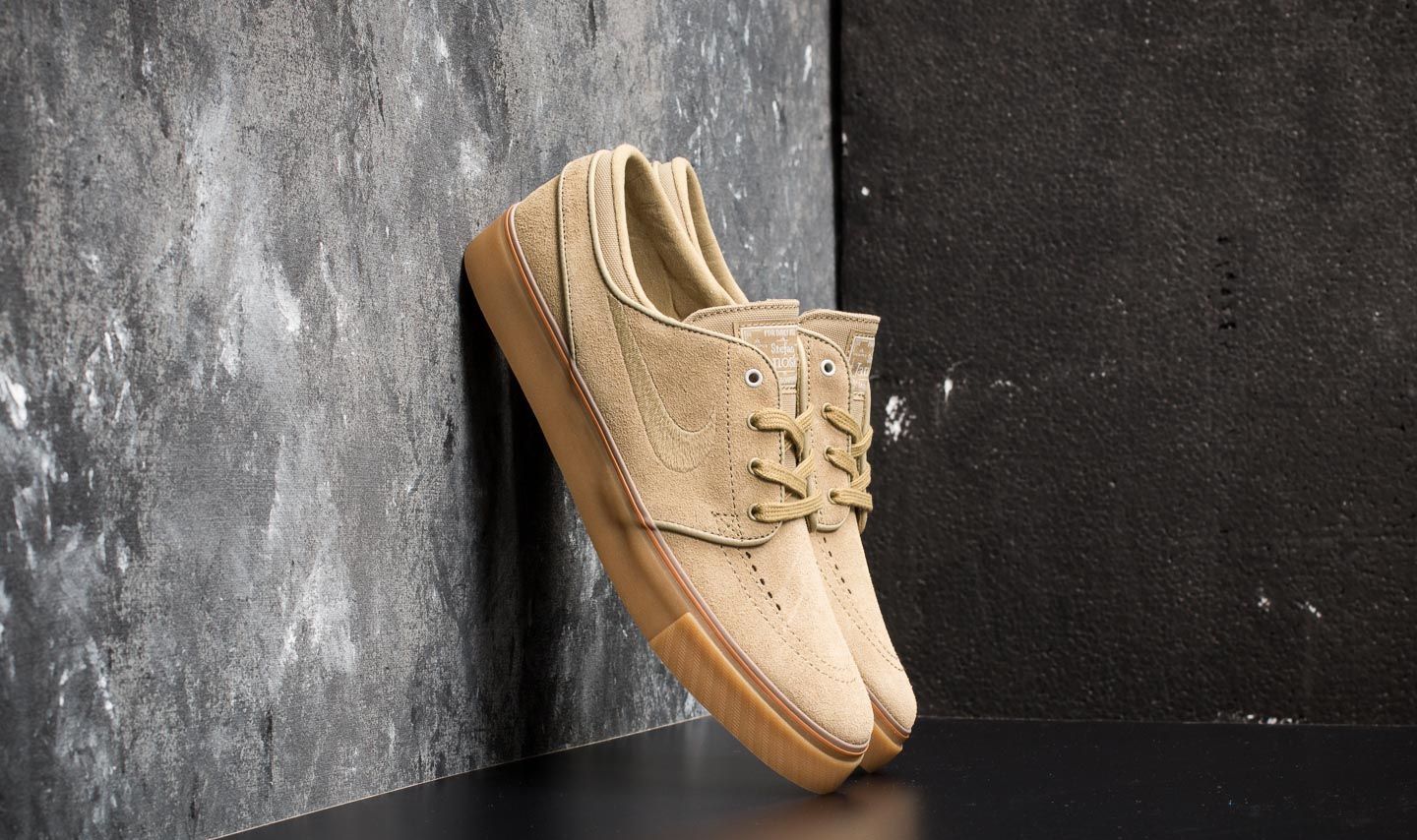 Women s shoes Nike Wmns SB Zoom Janoski Neutral Olive Neutral