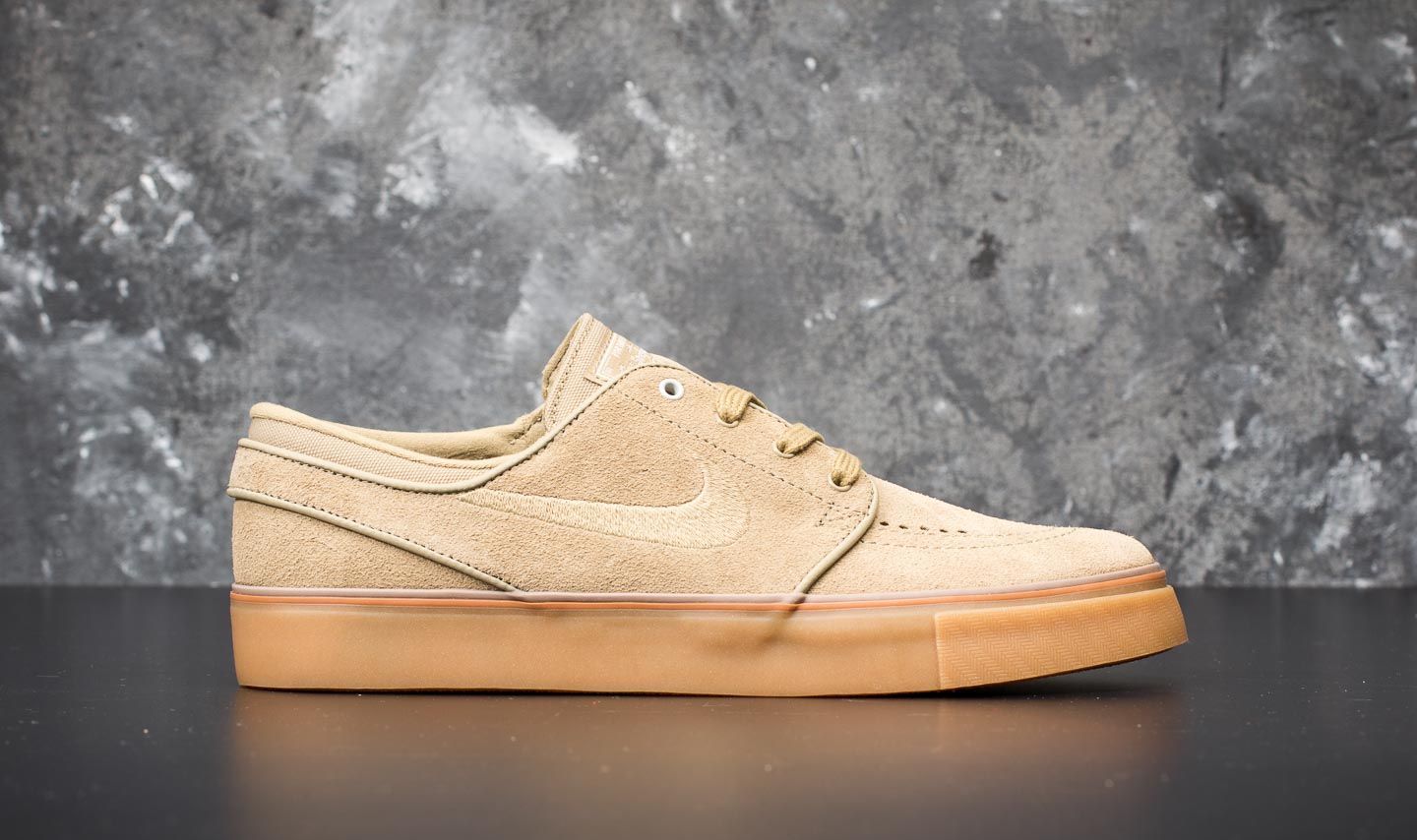 Women s shoes Nike Wmns SB Zoom Janoski Neutral Olive Neutral