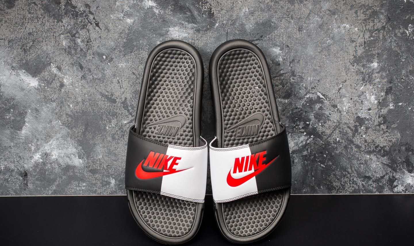 Nike Men's Benassi Jdi Chenille 'Black Summit White' - AO2805-001