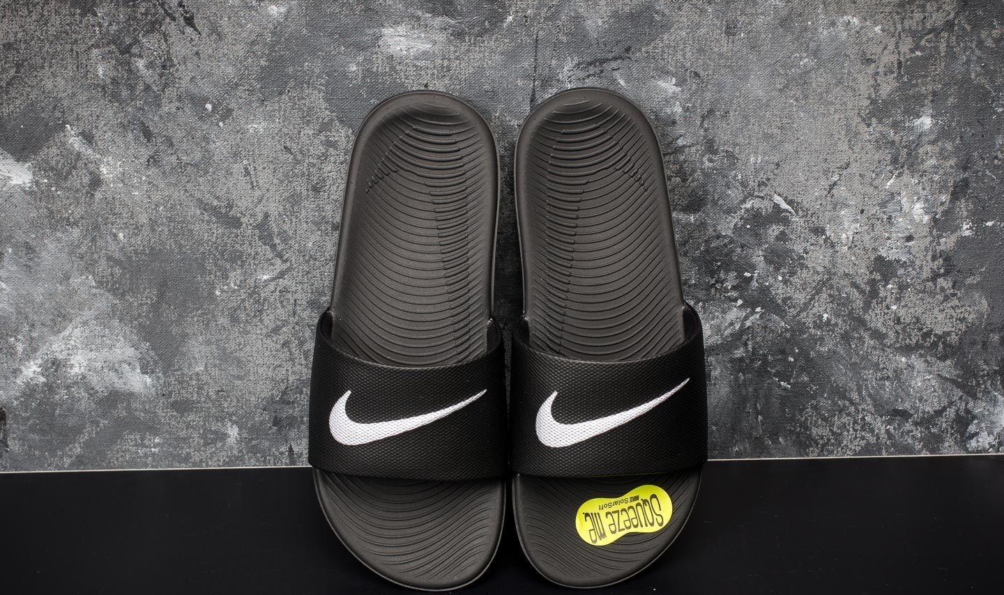 Dámské tenisky a boty Nike Kawa Slide (GS/PS) Black/ White