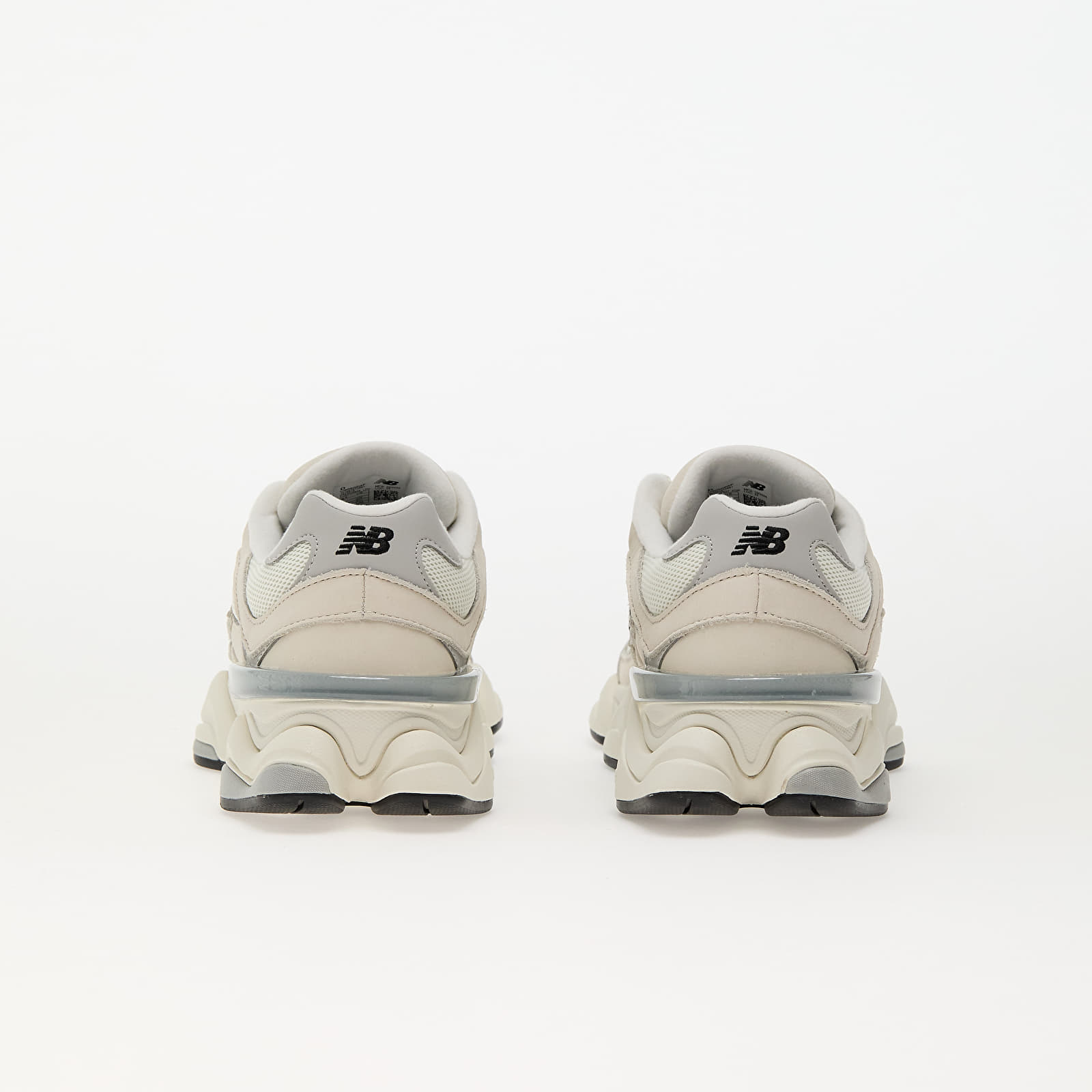 Férfi cipők New Balance 9060 Sea Salt/ Rainbloud/ Black