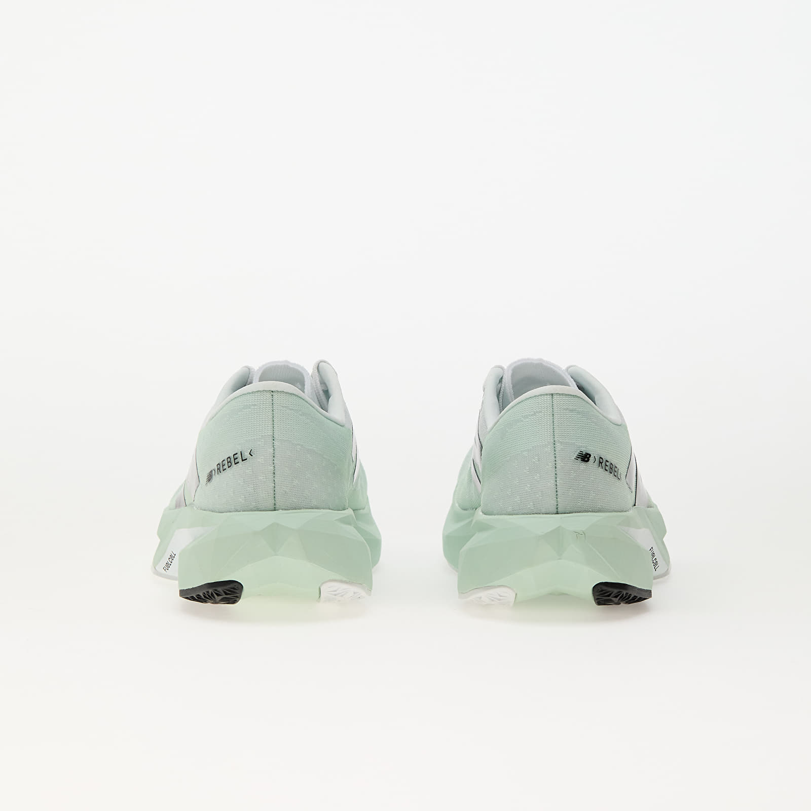 Dámské tenisky a boty New Balance FuelCell Rebel V4 White/ Clay Ash