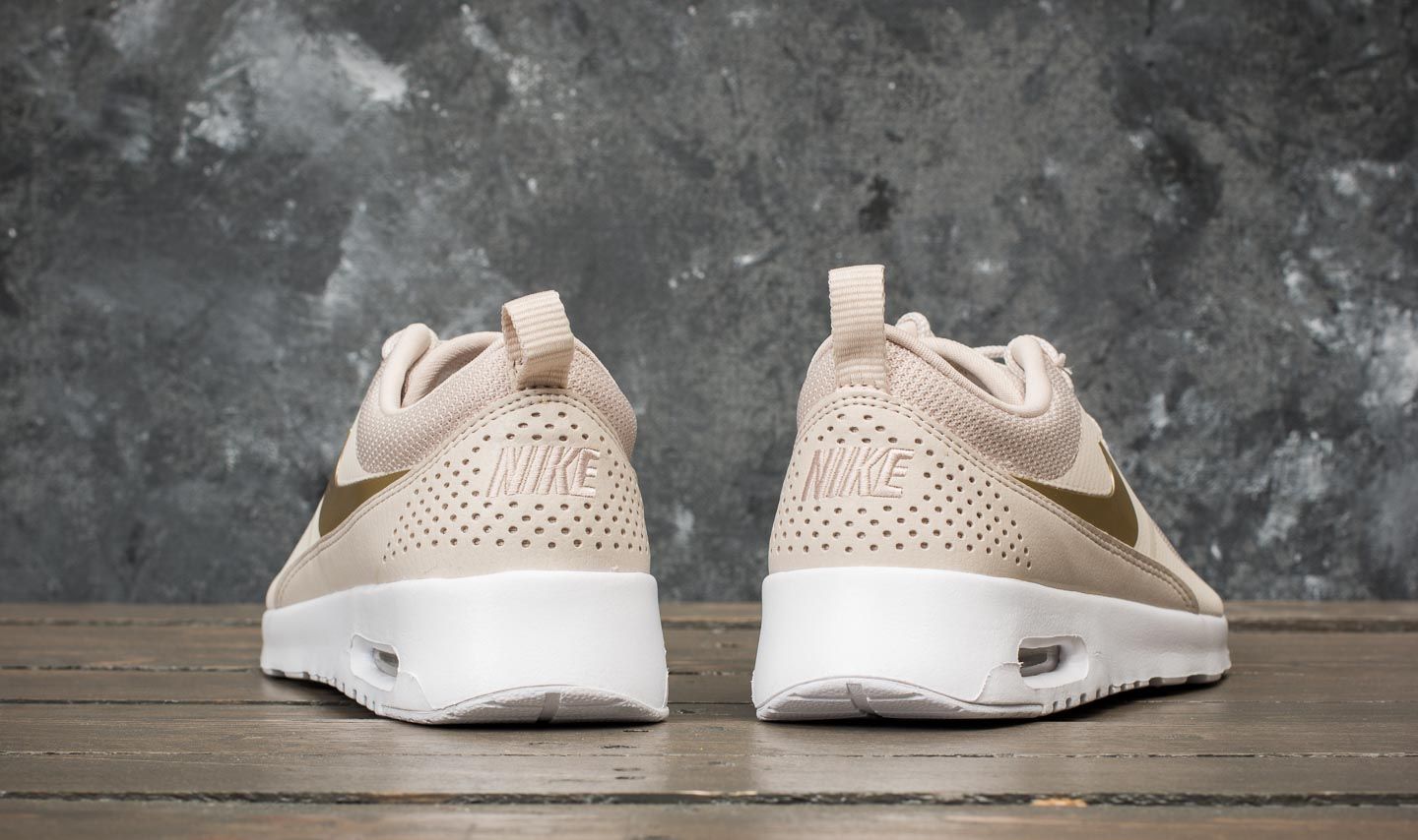 Nike air max thea beige gold cheap