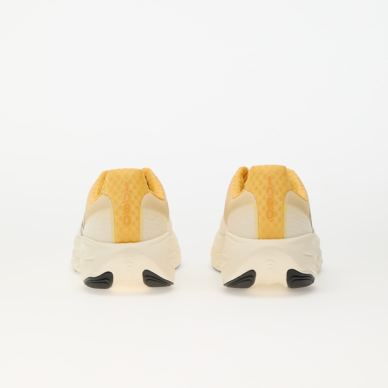 Männer New Balance Fresh Foam x 1080v14 Clementine/ Angora/ Black Cement