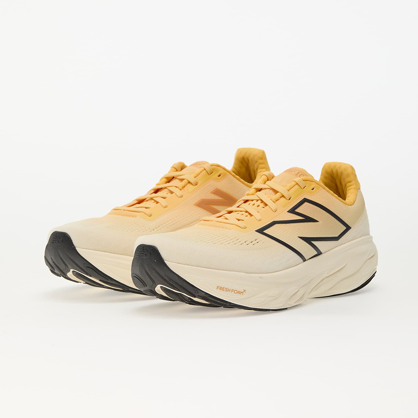 Männer New Balance Fresh Foam x 1080v14 Clementine/ Angora/ Black Cement