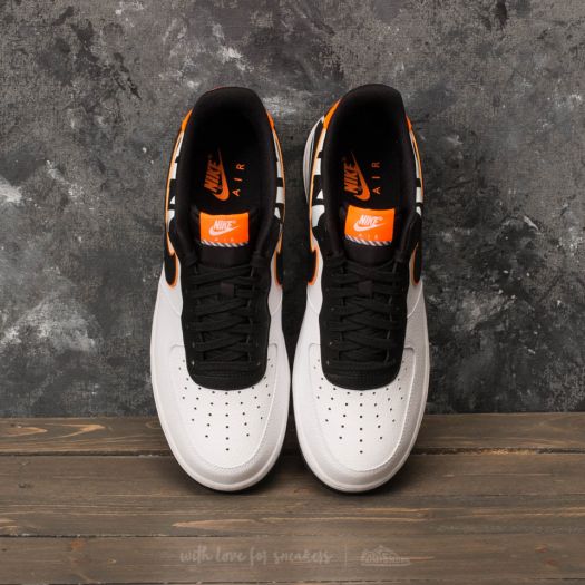 Nike Air Force 1 07 LV8