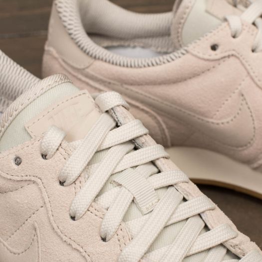 Nike Wmns Internationalist SE