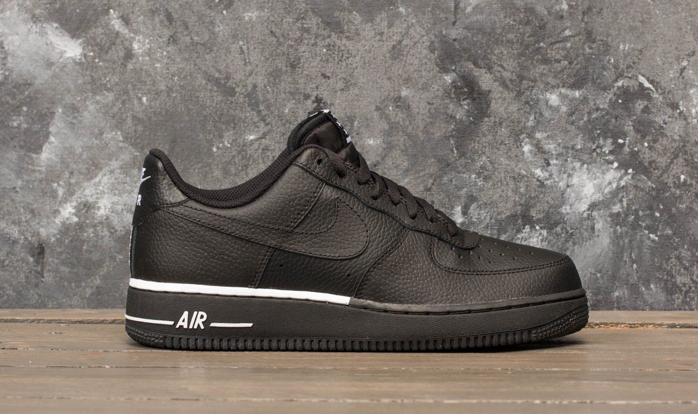 Nike air force 1 07 pivot black best sale