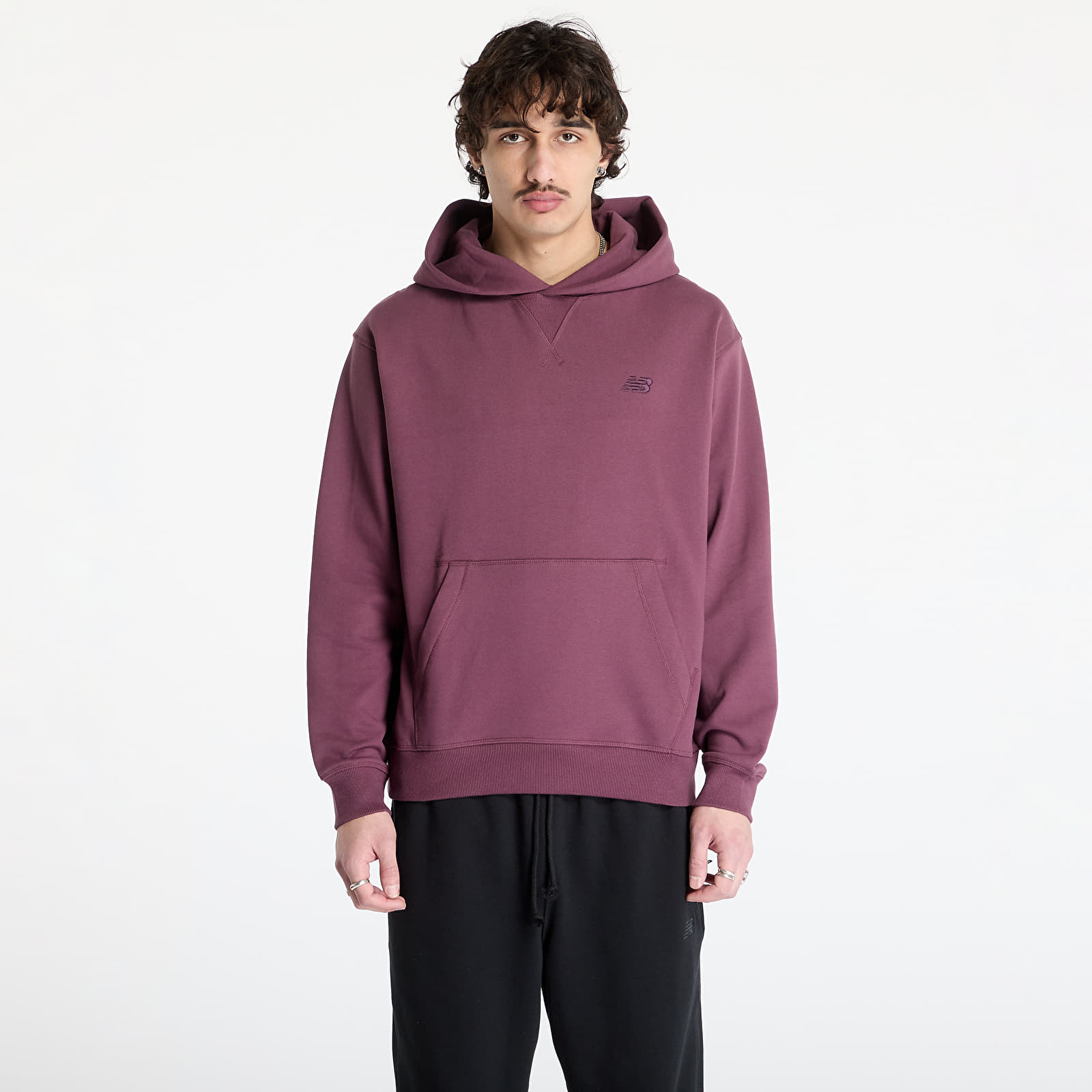 Férfi kapucnis pulcsik New Balance Athletics French Terry Hoodie Violet