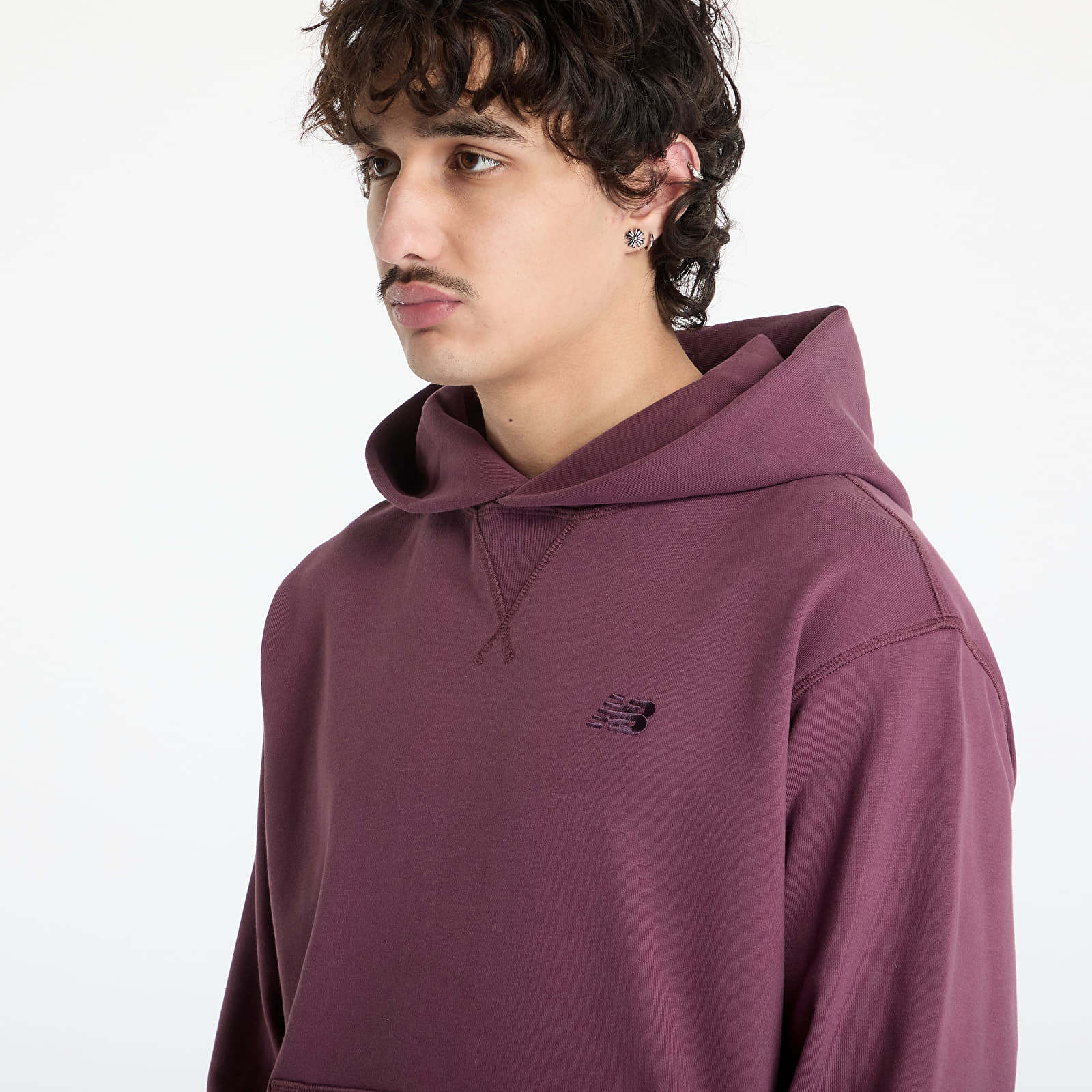 Férfi kapucnis pulcsik New Balance Athletics French Terry Hoodie Violet