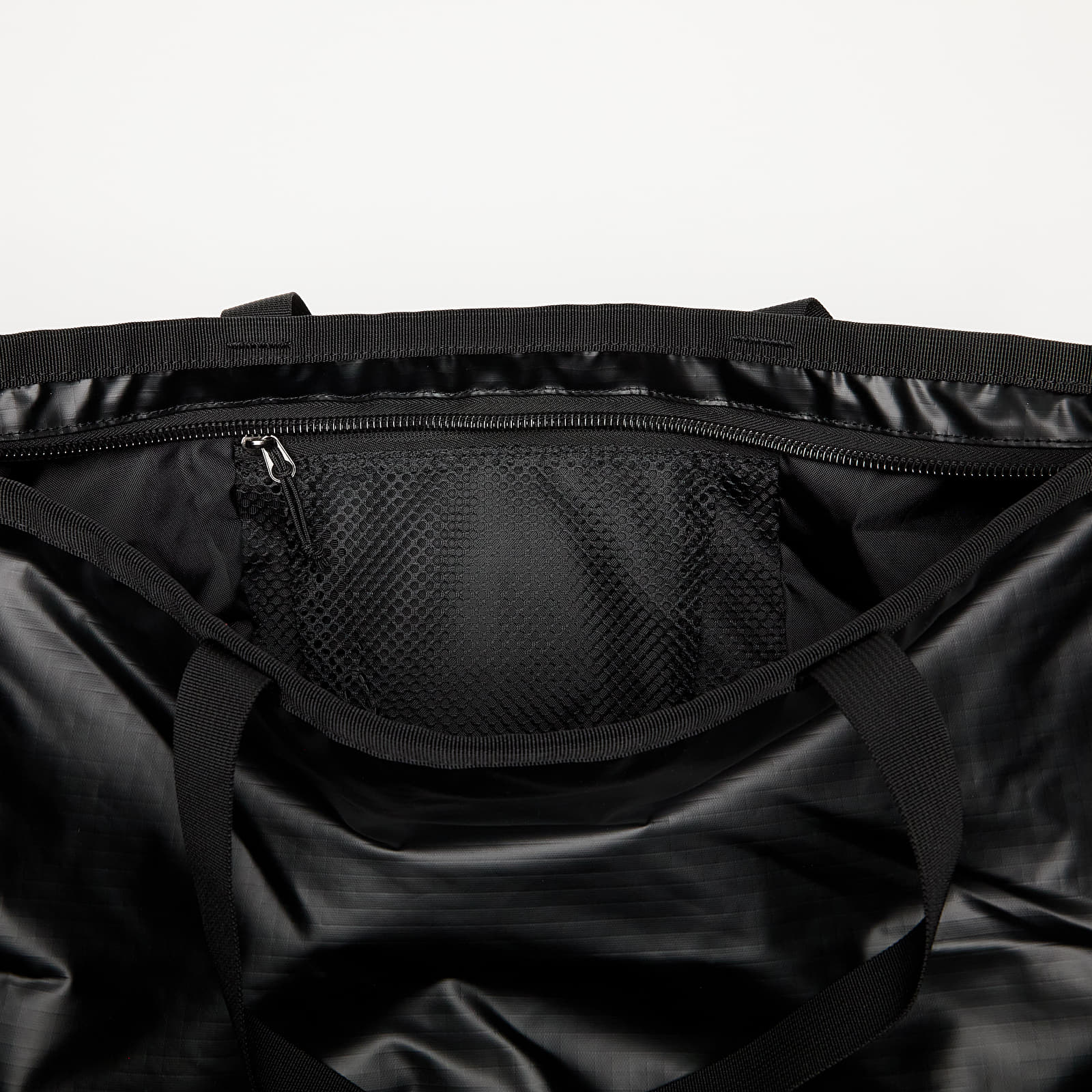 Crossbody bags Salomon Extended Totebag Black
