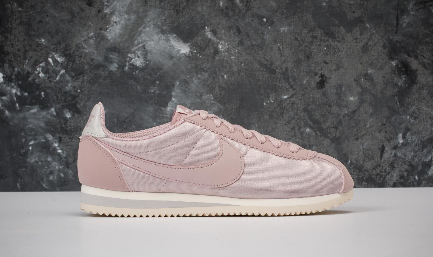 Cortez particle pink store