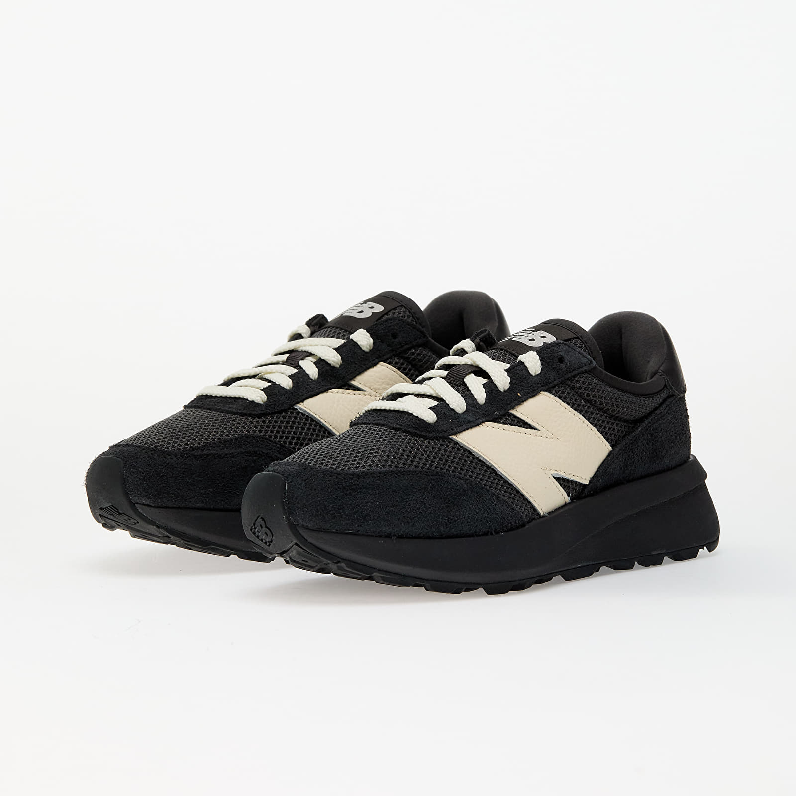 Încălțăminte și sneakerși pentru bărbați New Balance 370 Black/ Cement