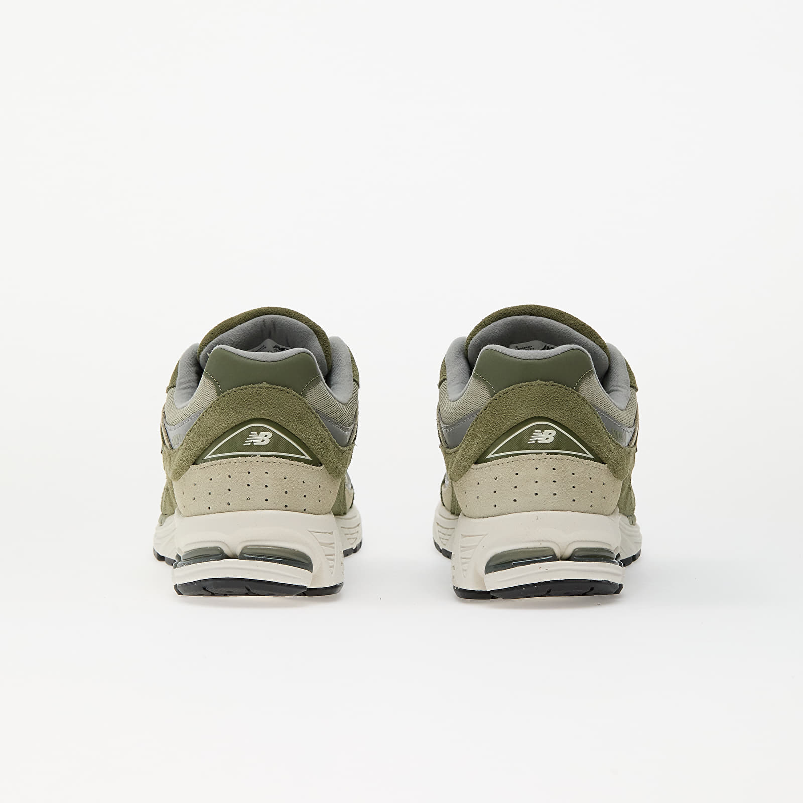 Pánské tenisky a boty New Balance 2002R Olive/ Light Khaki/ Grey
