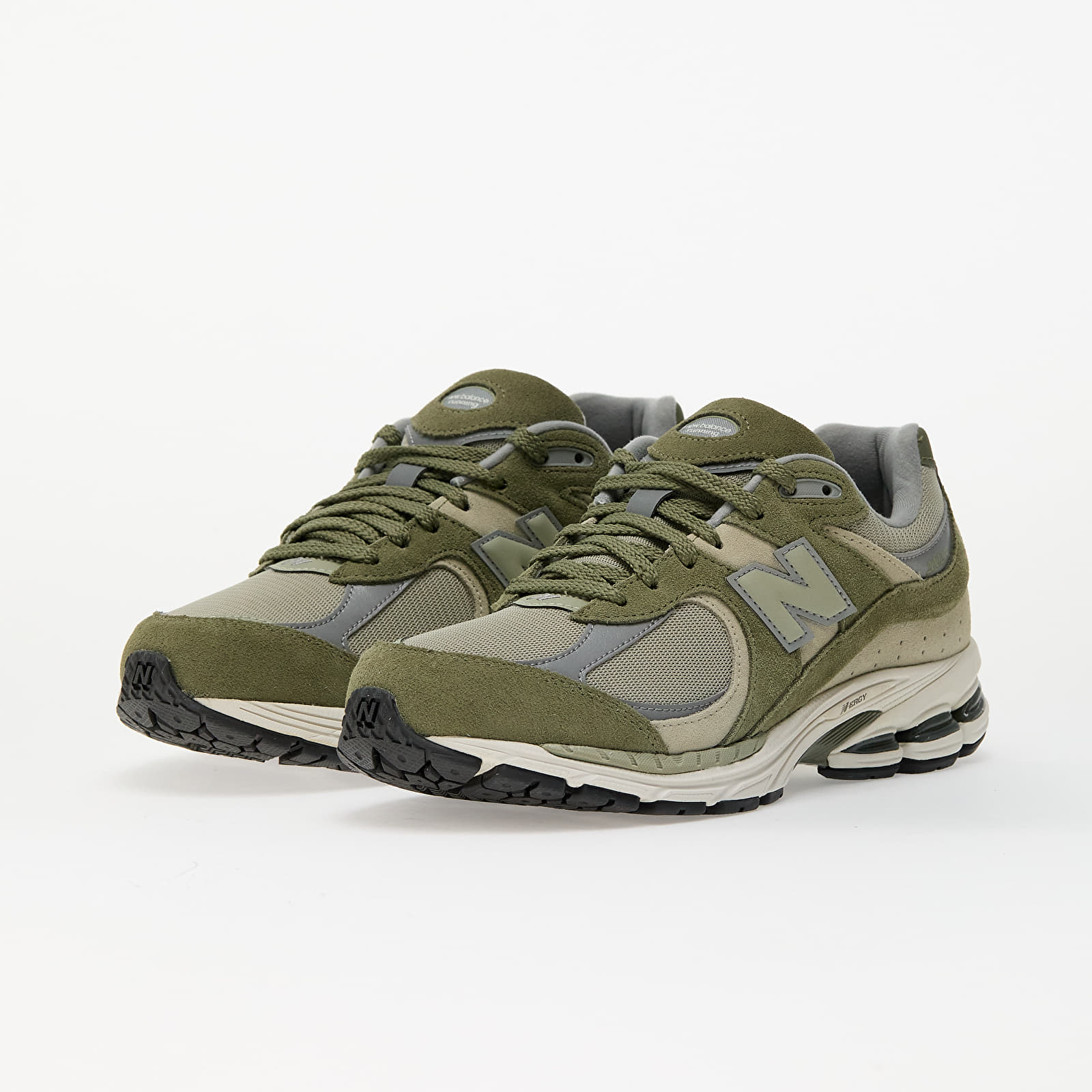 Pánské tenisky a boty New Balance 2002R Olive/ Light Khaki/ Grey