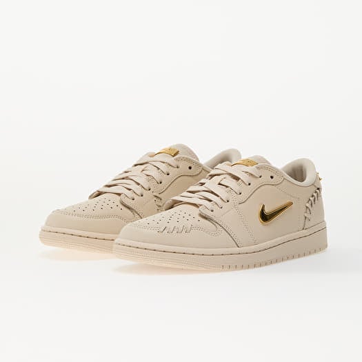 Chaussures et baskets femme Air Jordan Wmns Mm Low Legend Lt