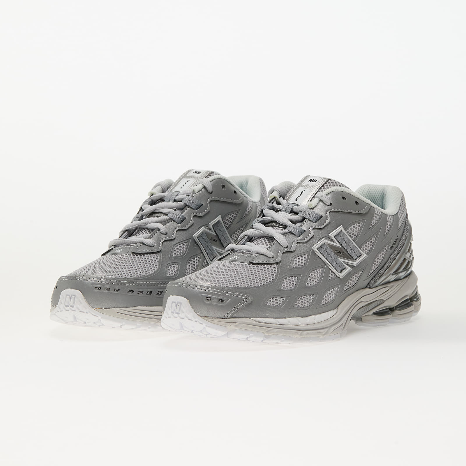 Pánské tenisky a boty New Balance 1906 Silver Metallic