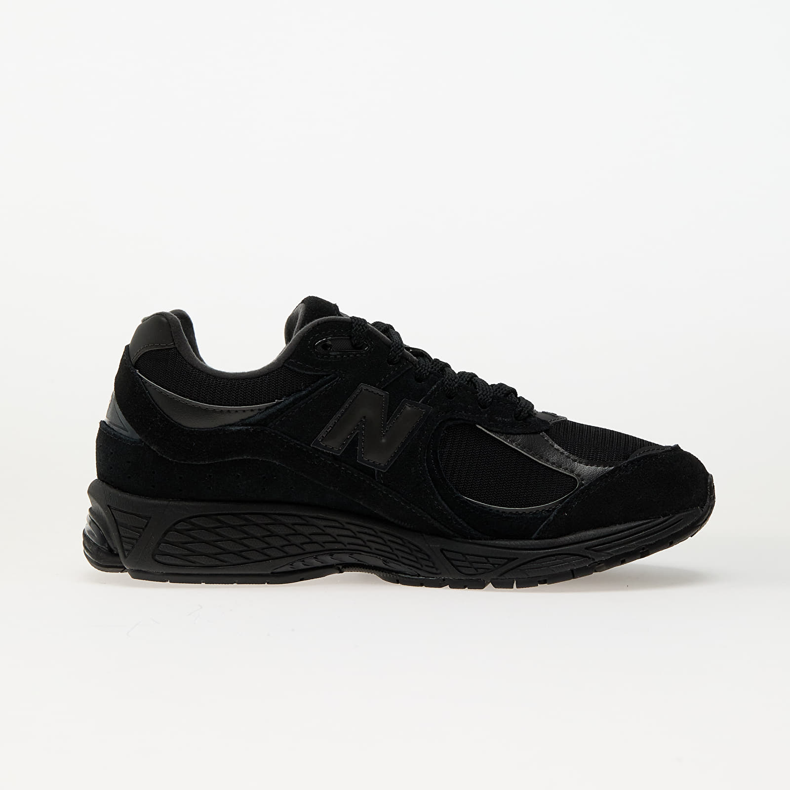 Pánské tenisky a boty New Balance 2002R Triple Black Suede