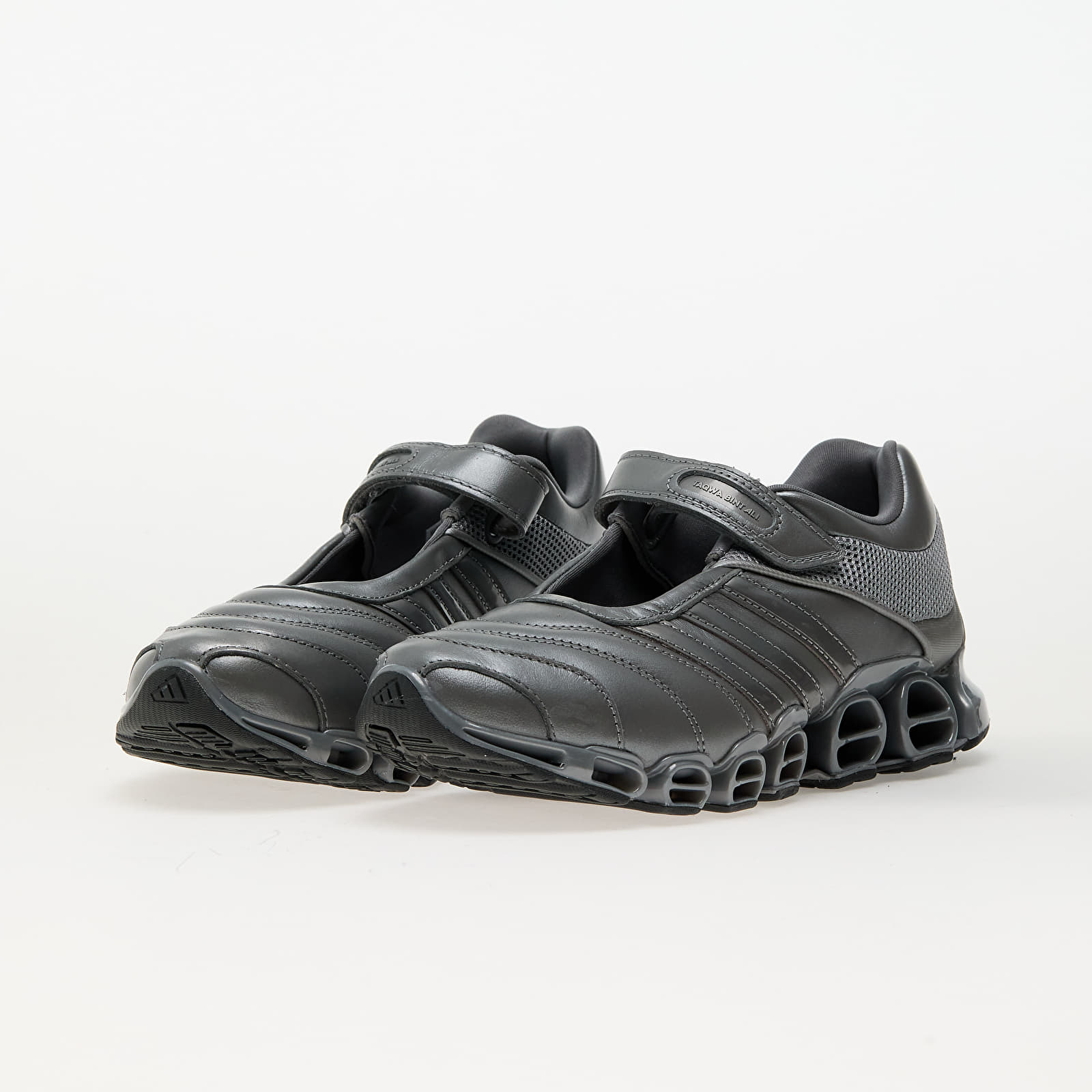 Дамски кецове и обувки adidas Megaride Taqwa Iron Metalic/ Iron Metalic/ Cyber Metallic