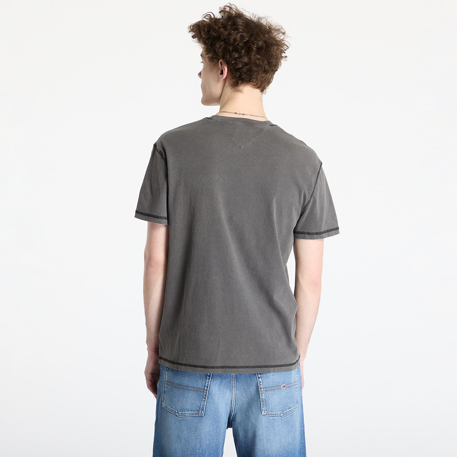 Miesten T-paidat Tommy Jeans Regular Small Tonal Tee Black