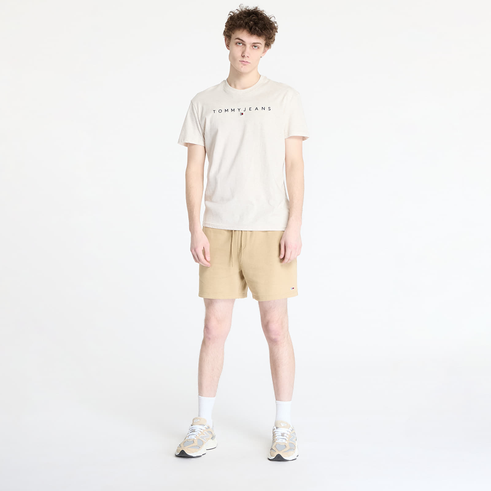 Kraťasy Tommy Jeans S Flag Beach Short Beige