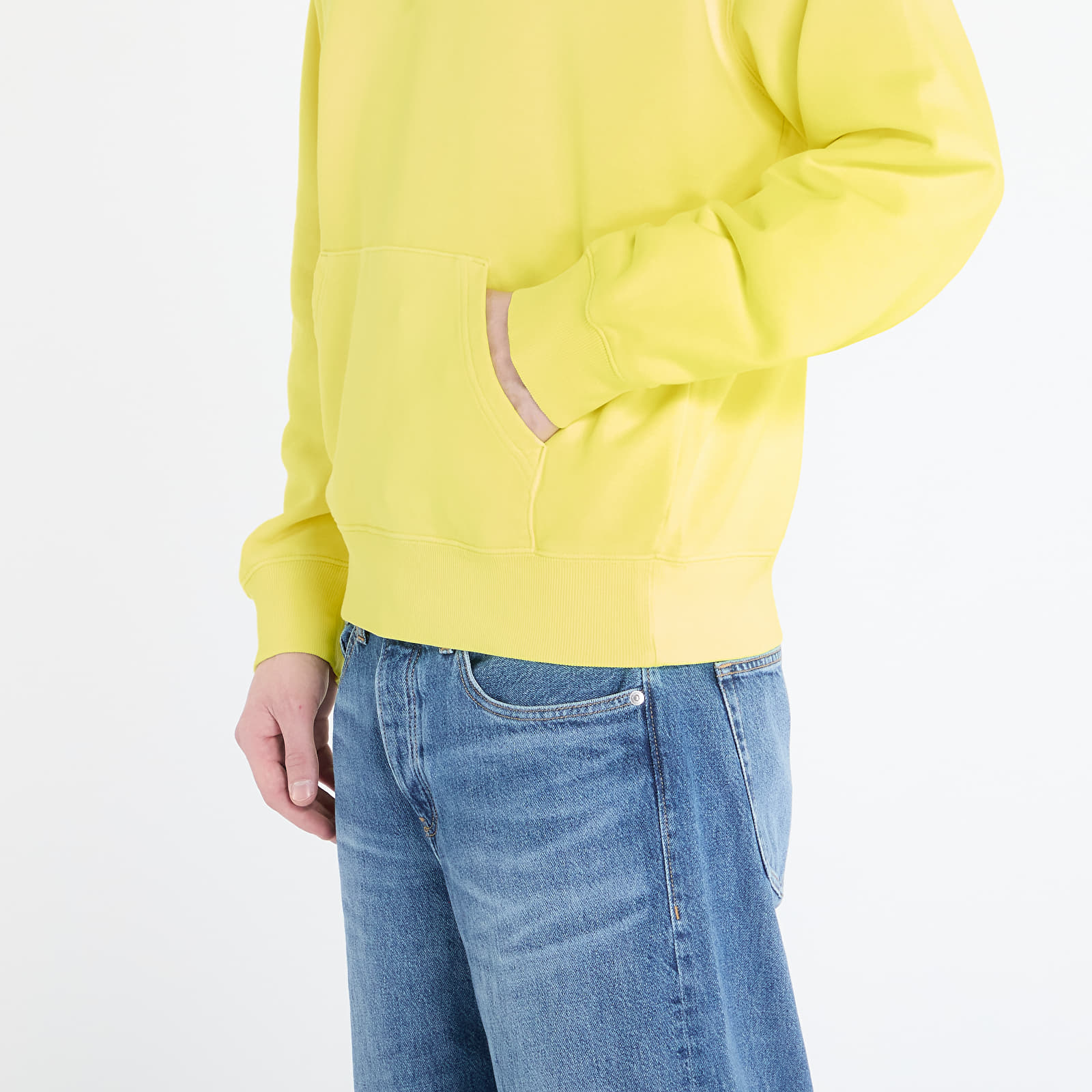 Hoodies and sweatshirts  Carhartt WIP Hooded Industry Sweat UNISEX Lumo Yellow Garment Dyed