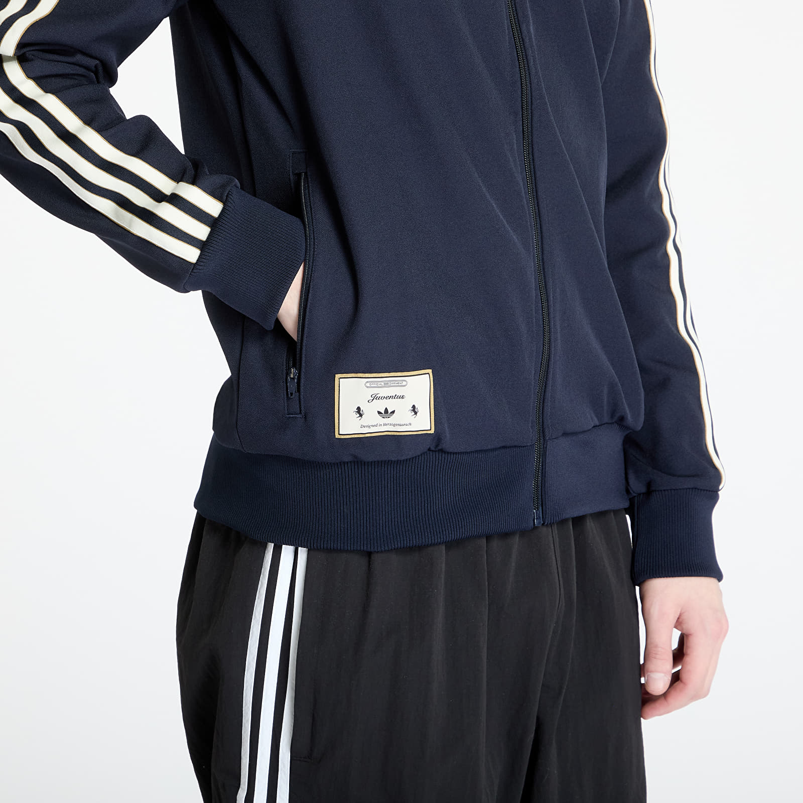 Bluzy adidas Juventus Icon Track Top Blue/ Legend Ink