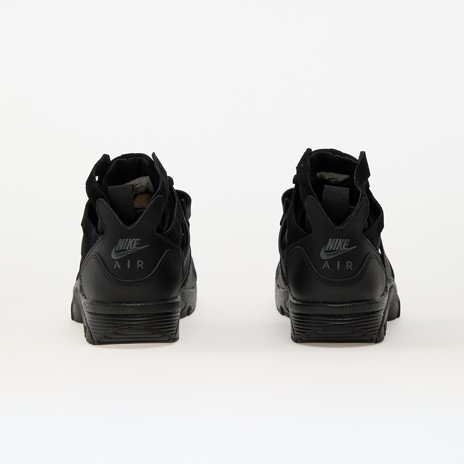 Încălțăminte și sneakerși pentru bărbați Nike Air Trainer Huarache Black/ Black