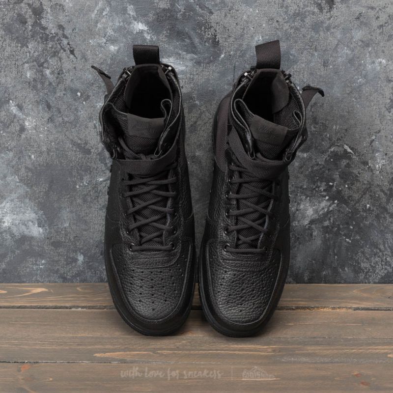 Încălțăminte și sneakerși pentru bărbați Nike SF Air Force 1 Mid