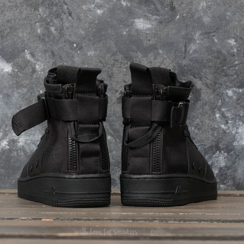 Încălțăminte și sneakerși pentru bărbați Nike SF Air Force 1 Mid