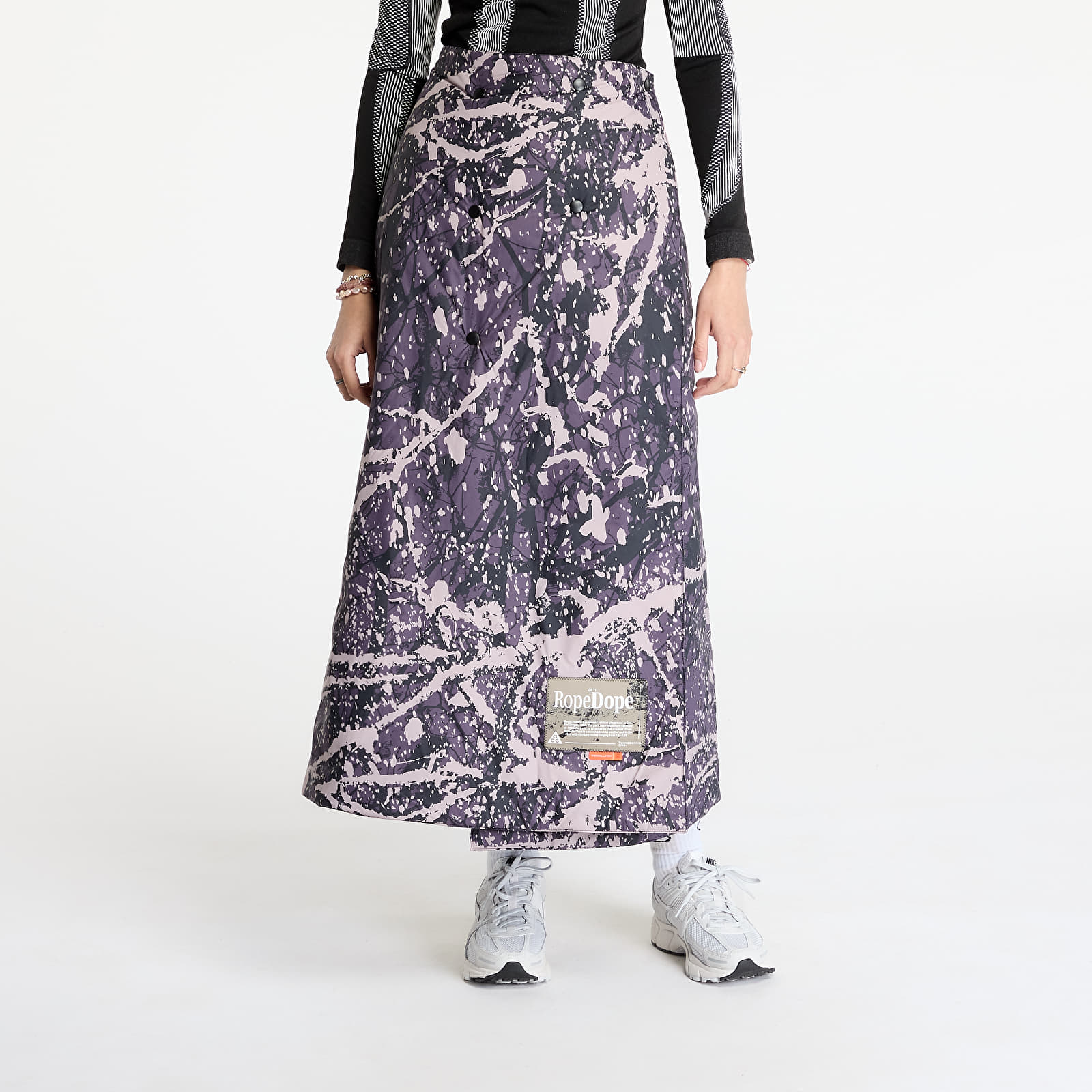 Sukně Nike ACG "Rope de Dope" Women's Therma-FIT ADV Skirt Black/ Summit White