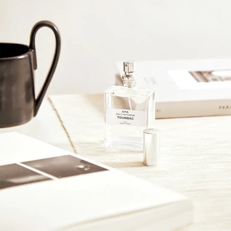 Weitere Accessoires A.P.C. Toumbac 50 ml Room Spray Tobacco