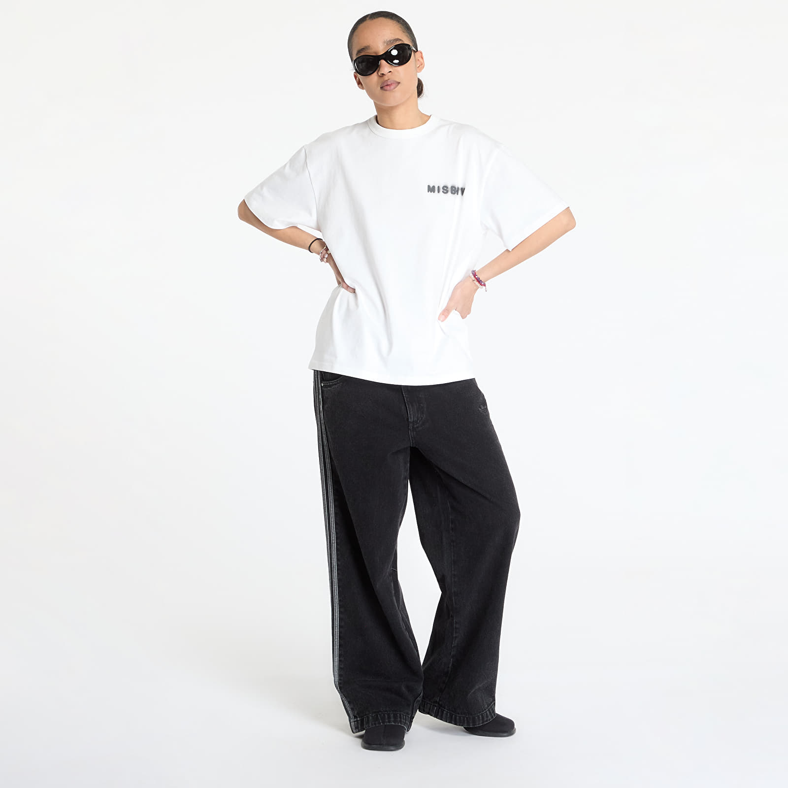 Pólók MISBHV Community T-Shirt UNISEX White