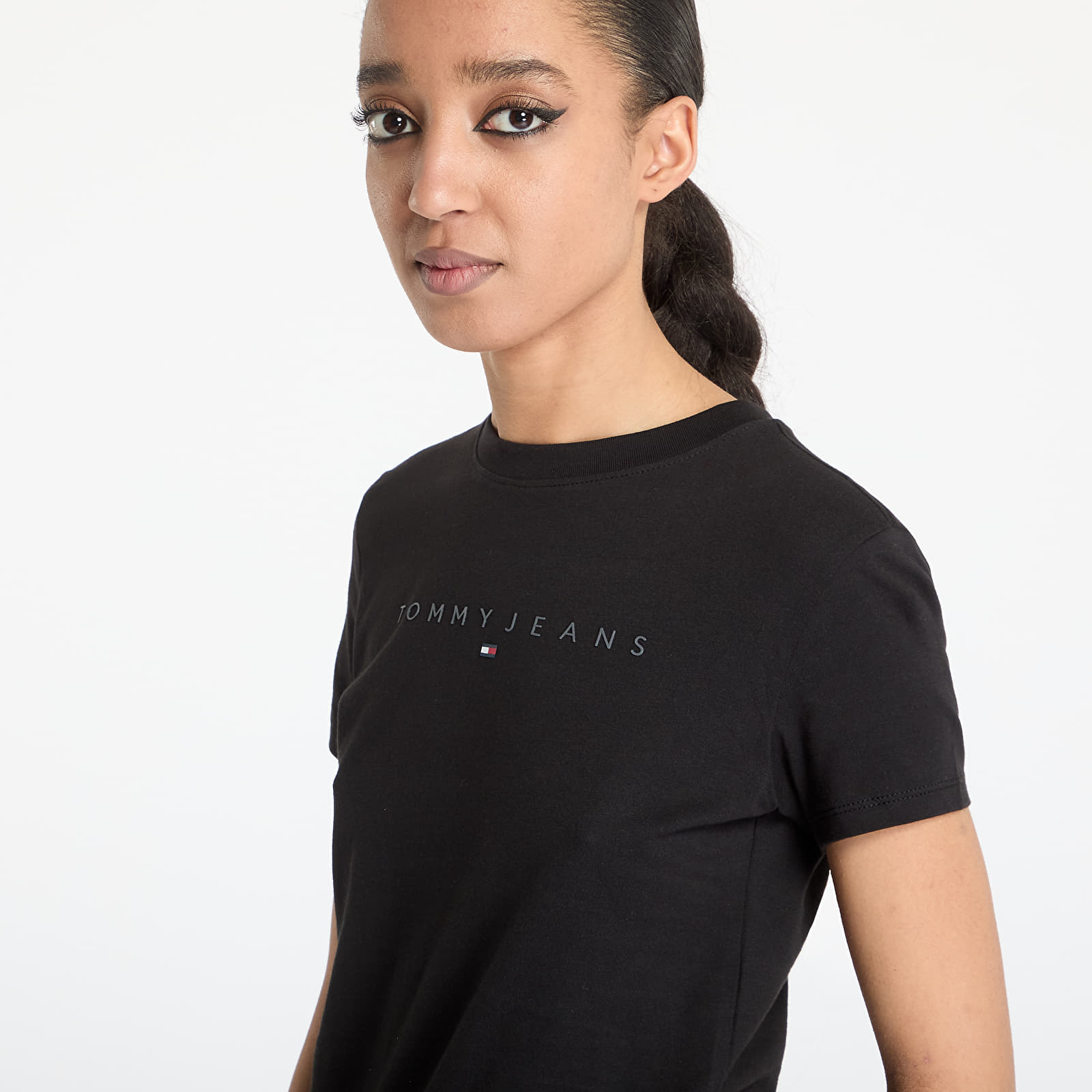 Dámská trička Tommy Jeans Slim Tonal Linear Tee Black
