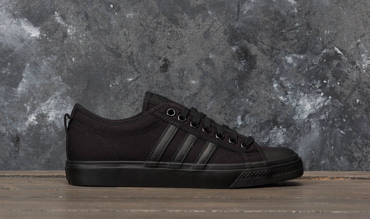 Adidas nizza core black online
