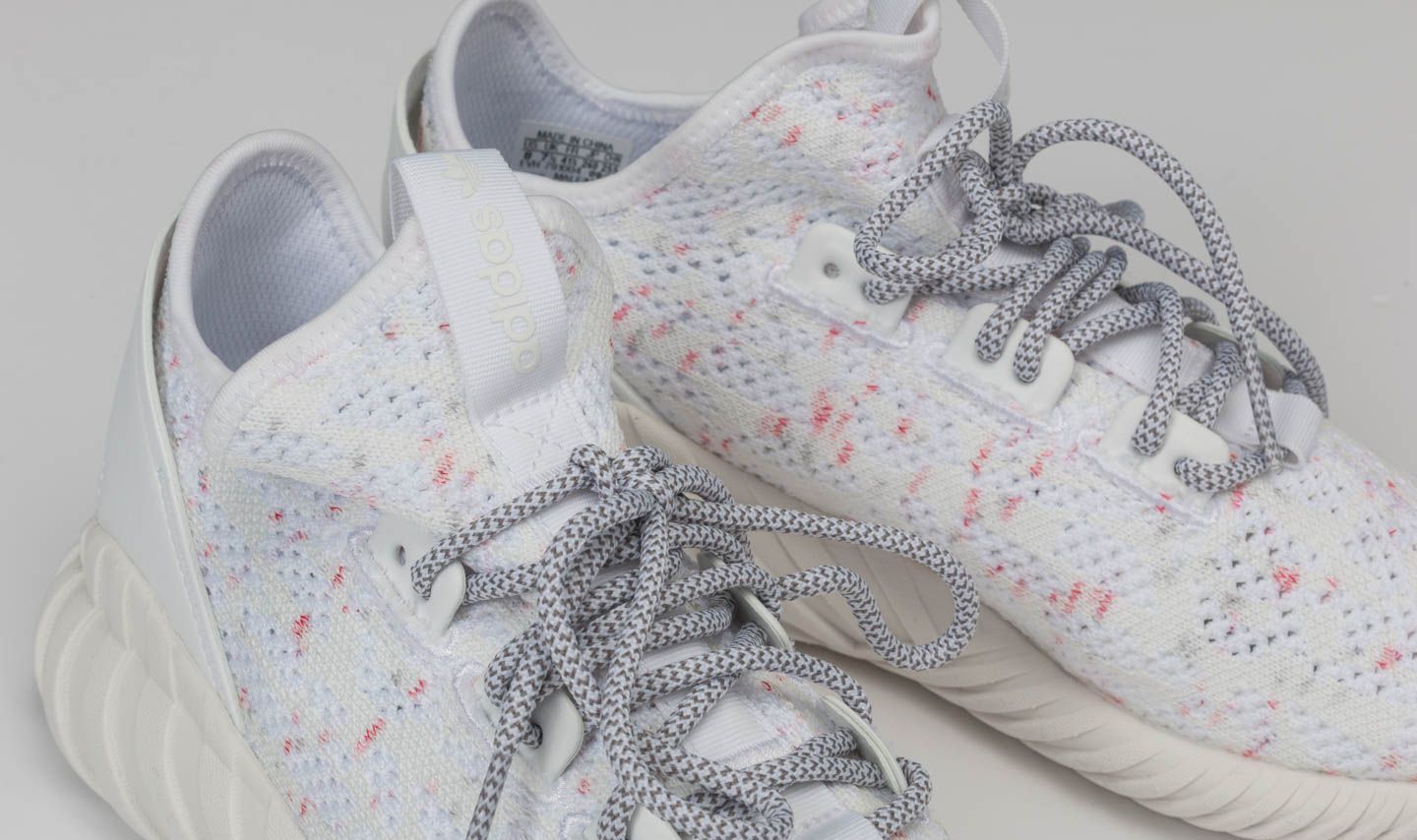 Adidas doom deals sock white